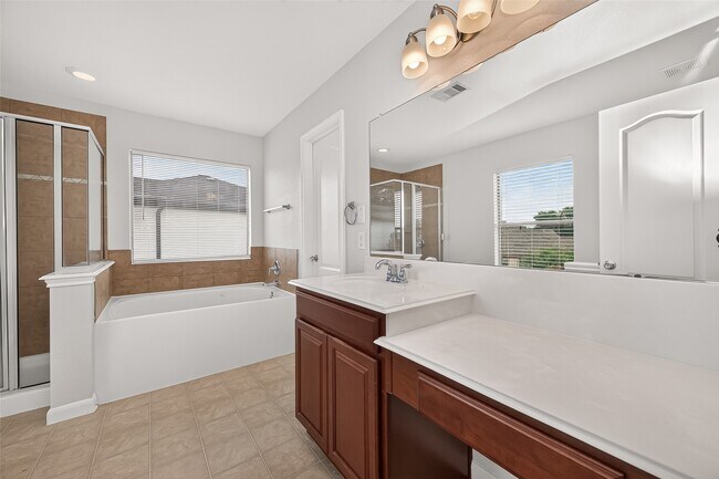 Building Photo - 18403 Tupper Bend Ln
