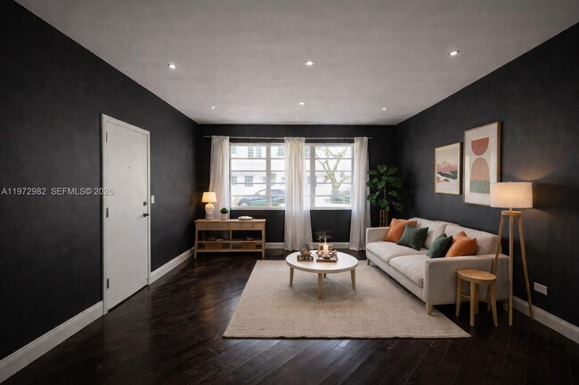 Building Photo - 742 12th St