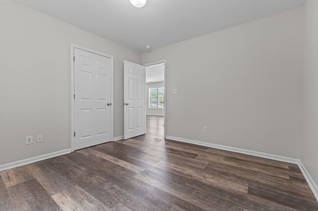 Building Photo - Cozy Apartment for Rent!