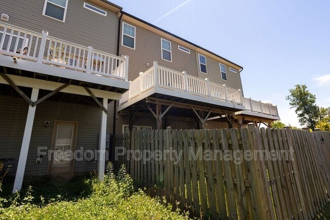 Building Photo - 9222 Dawkins Crest Cir