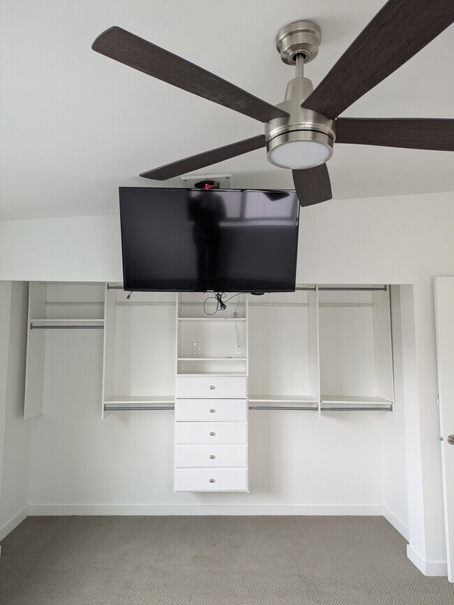 Building Photo - 4284 S Greenbelt Station Dr