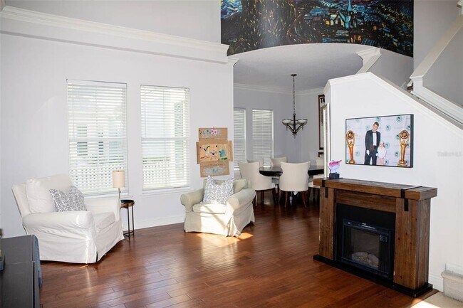 Building Photo - 411 Sycamore St