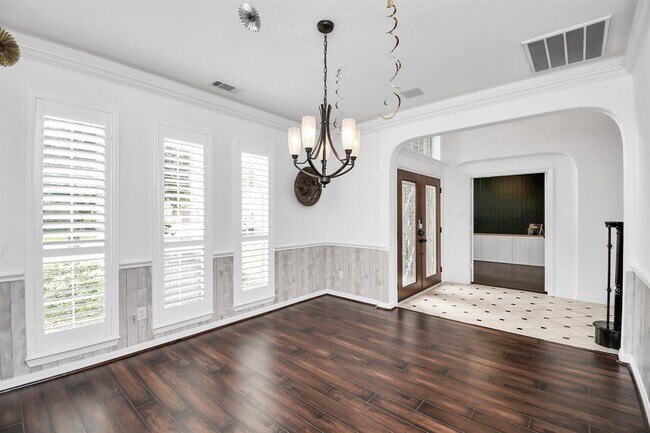 Building Photo - 26535 Ashwood Creek Ln