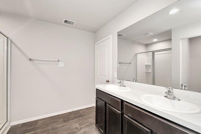 Building Photo - 9882 Laurel Lake Dr