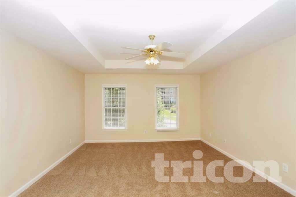 Building Photo - 105 Saddlebridge Ln