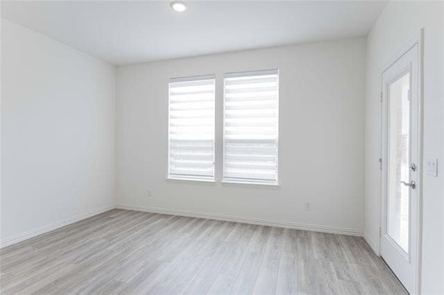 Building Photo - 345 Willowmore Dr