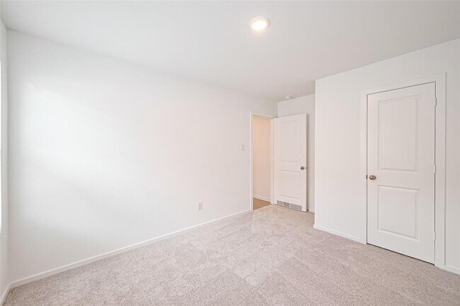 Building Photo - 6814 Lilac Vine Ln