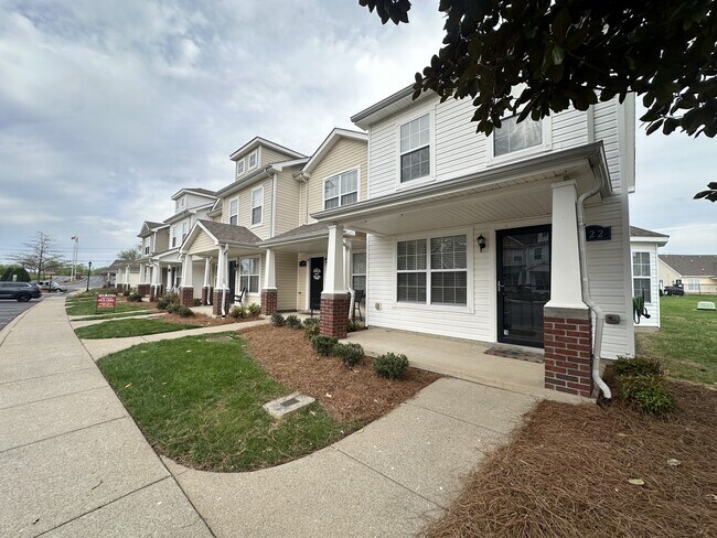 Building Photo - 122 Alexander Blvd