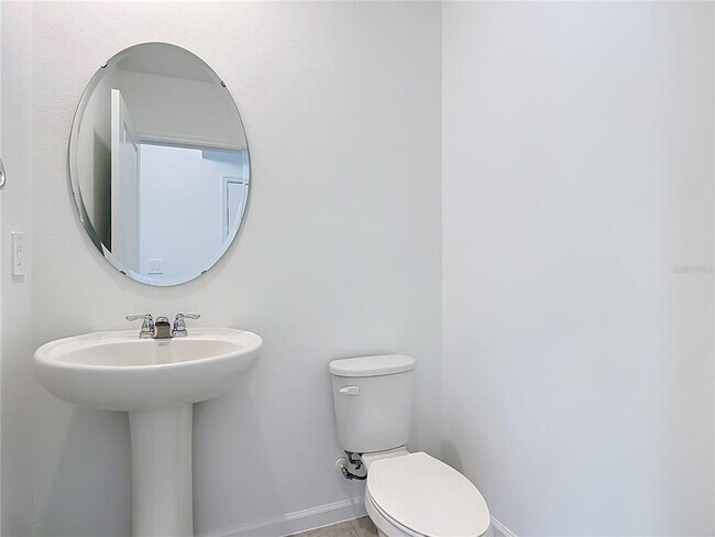 Building Photo - 2542 Grey Hawk Dr