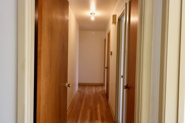 Building Photo - 105 E Xavier-