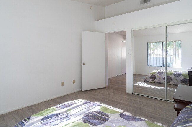 Building Photo - 40800 Breezy Pass Rd