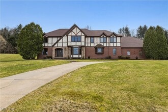 Building Photo - 4700 Barnsleigh Dr
