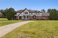 Building Photo - 4700 Barnsleigh Dr