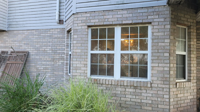 Building Photo - 2707 Cobden St