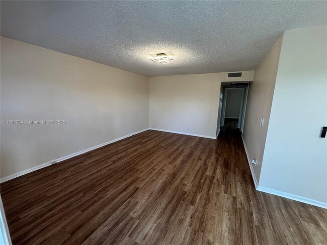 Building Photo - 13250 SW 4th Ct