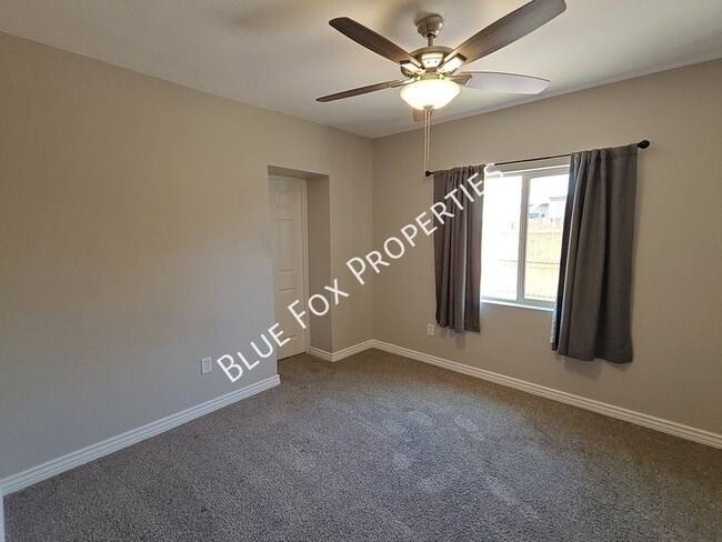 Building Photo - 619 S Highland Ave