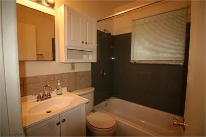 Building Photo - 471 S Holmes Ave