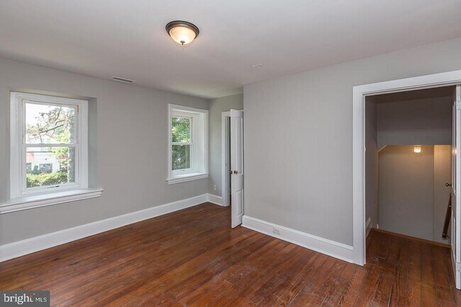 Building Photo - 337 Righters Mill Rd