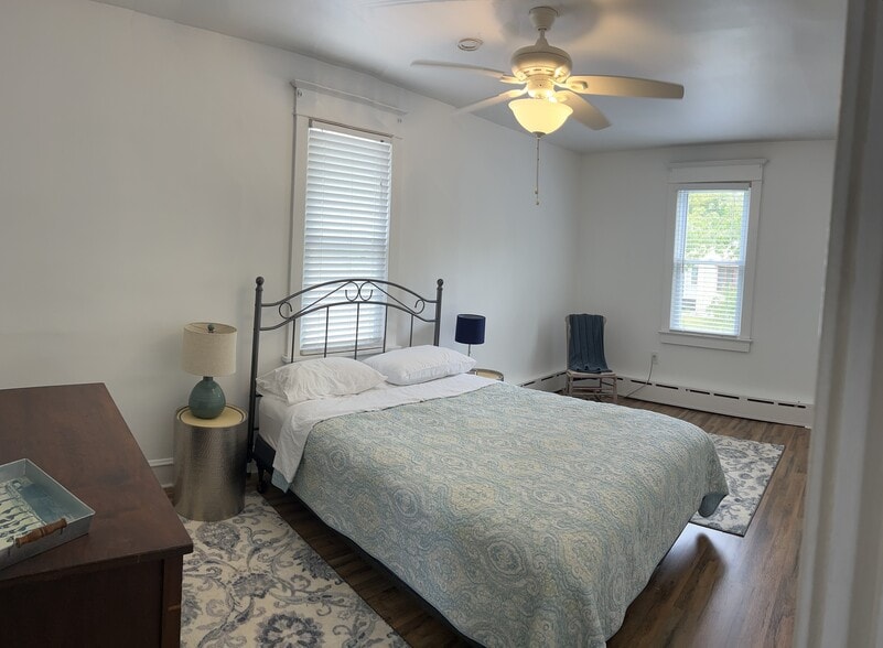 Building Photo - 15 W Connecticut Ave