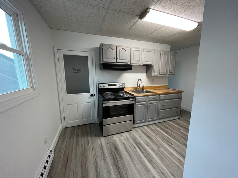Kitchen pic - 36 N Main St