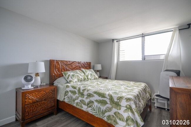 Building Photo - Waikiki High-Rise Living – Stunning 1-Bedroom with Incredible Views