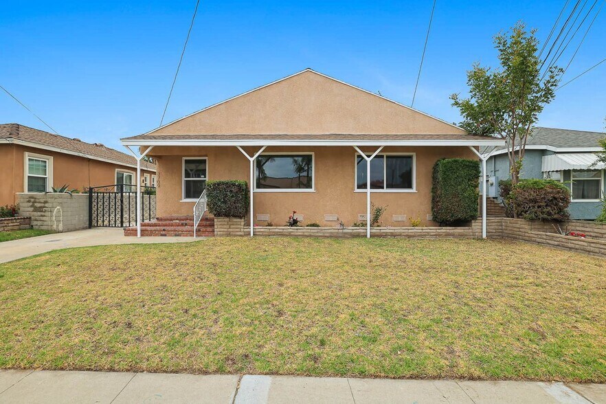 Primary Photo - 3709 Olive St