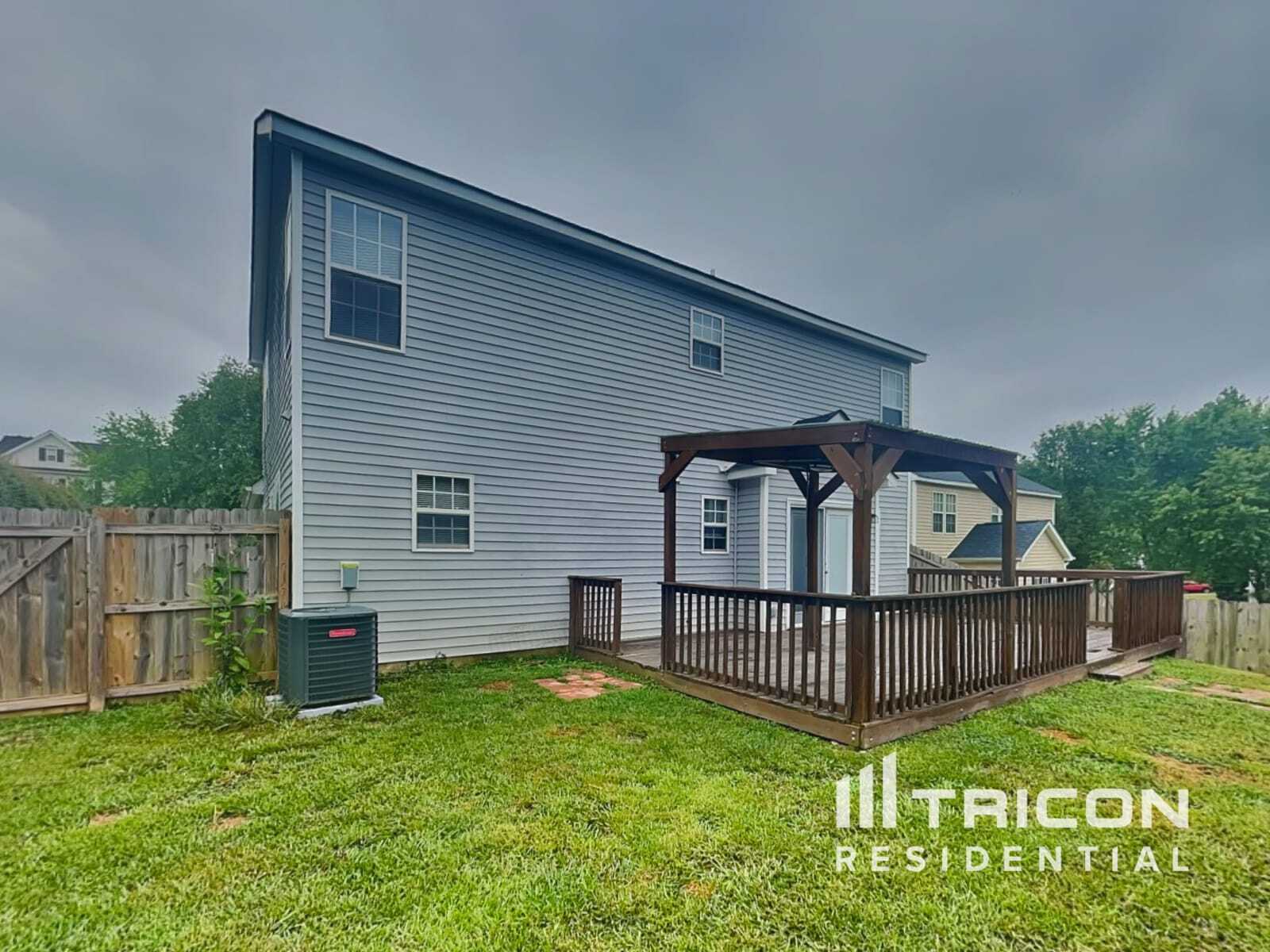 Building Photo - 9629 Green Apple Dr