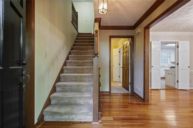Building Photo - 3658 Chestnut Ridge Ct