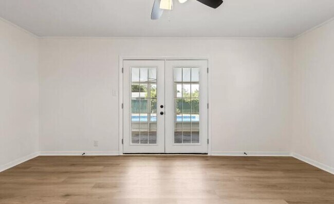 Building Photo - 737 Revere Ave