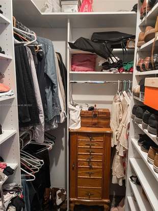 Building Photo - 4115 Madison St