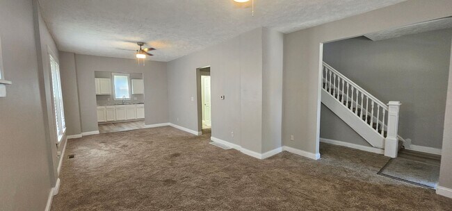 Building Photo - 9710 Easton Ave