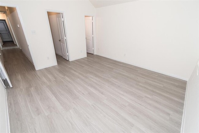 Building Photo - 5607 Amelia Plantation Dr