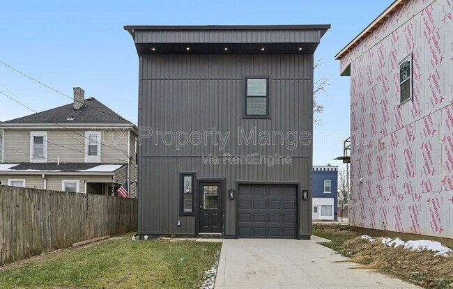 Building Photo - 92 E Innis Ave