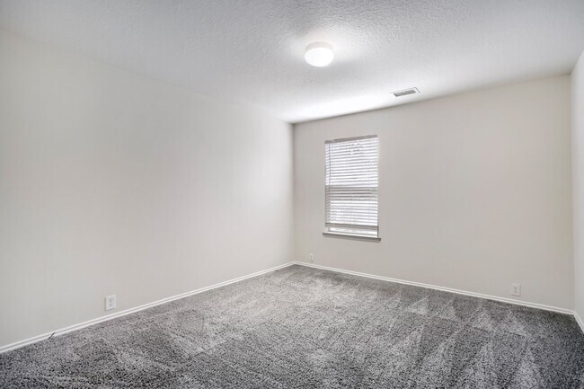 Building Photo - 10506 Sugar Trace Dr
