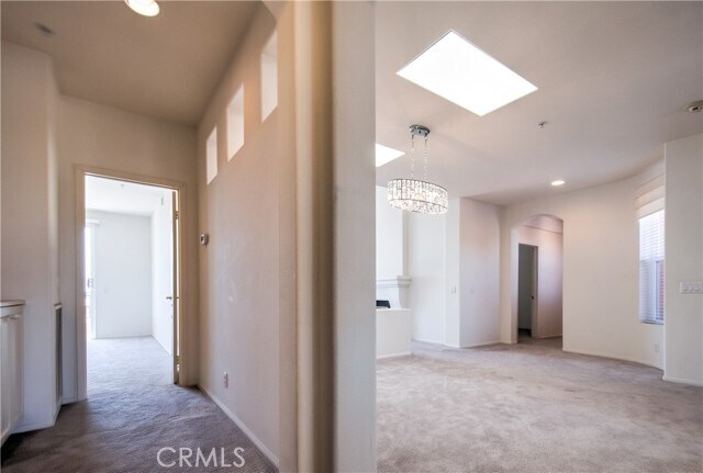 Building Photo - 15 Riva Dr