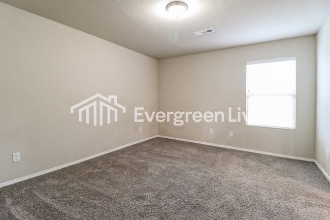 Building Photo - 3032 Trelon Cv