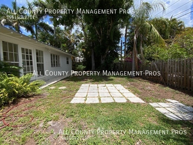 Building Photo - 4930 Bay Shore Rd