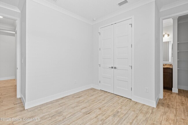 Building Photo - 82 Hubble Ln