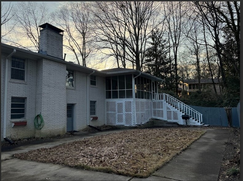 Back of the_House - 2475 Freydale Rd SE