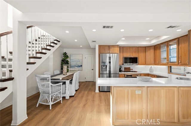 Building Photo - 117 Marine Ave