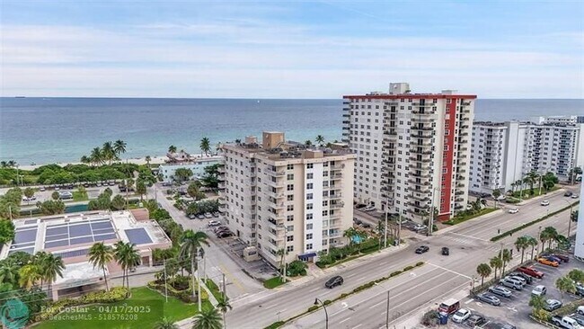 Building Photo - 1401 S Ocean Dr