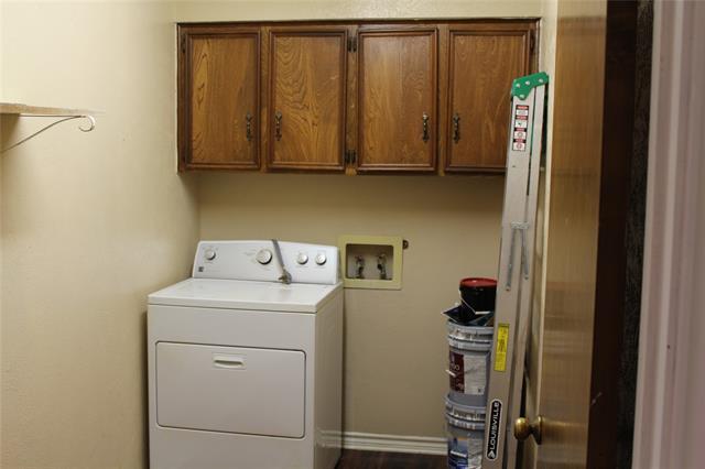 Building Photo - 925 Bluebird Dr