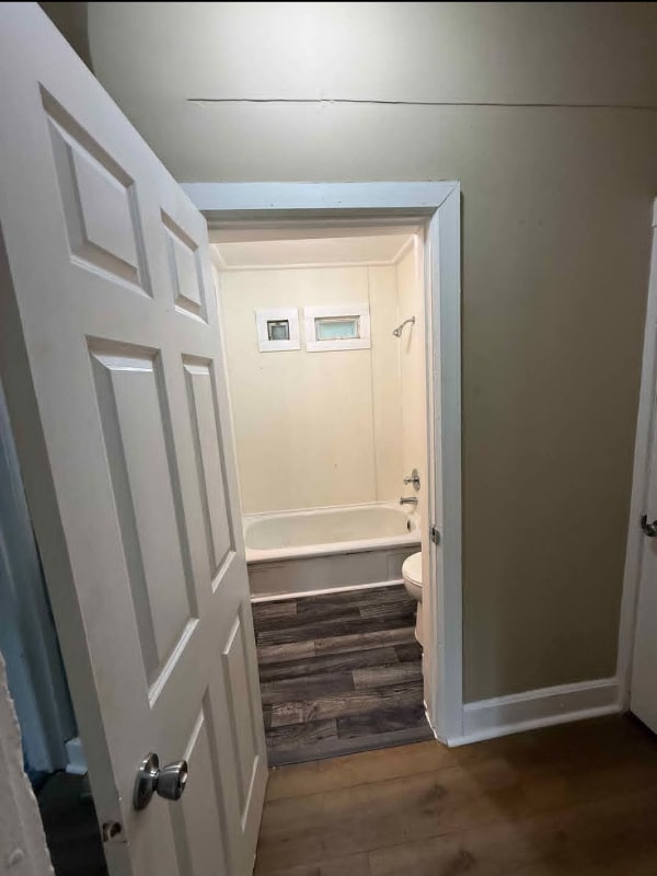 Building Photo - 1095 4th St E