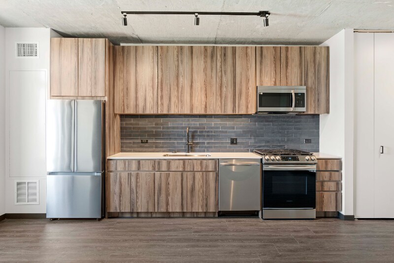 Building Photo - 156 N Ashland Ave