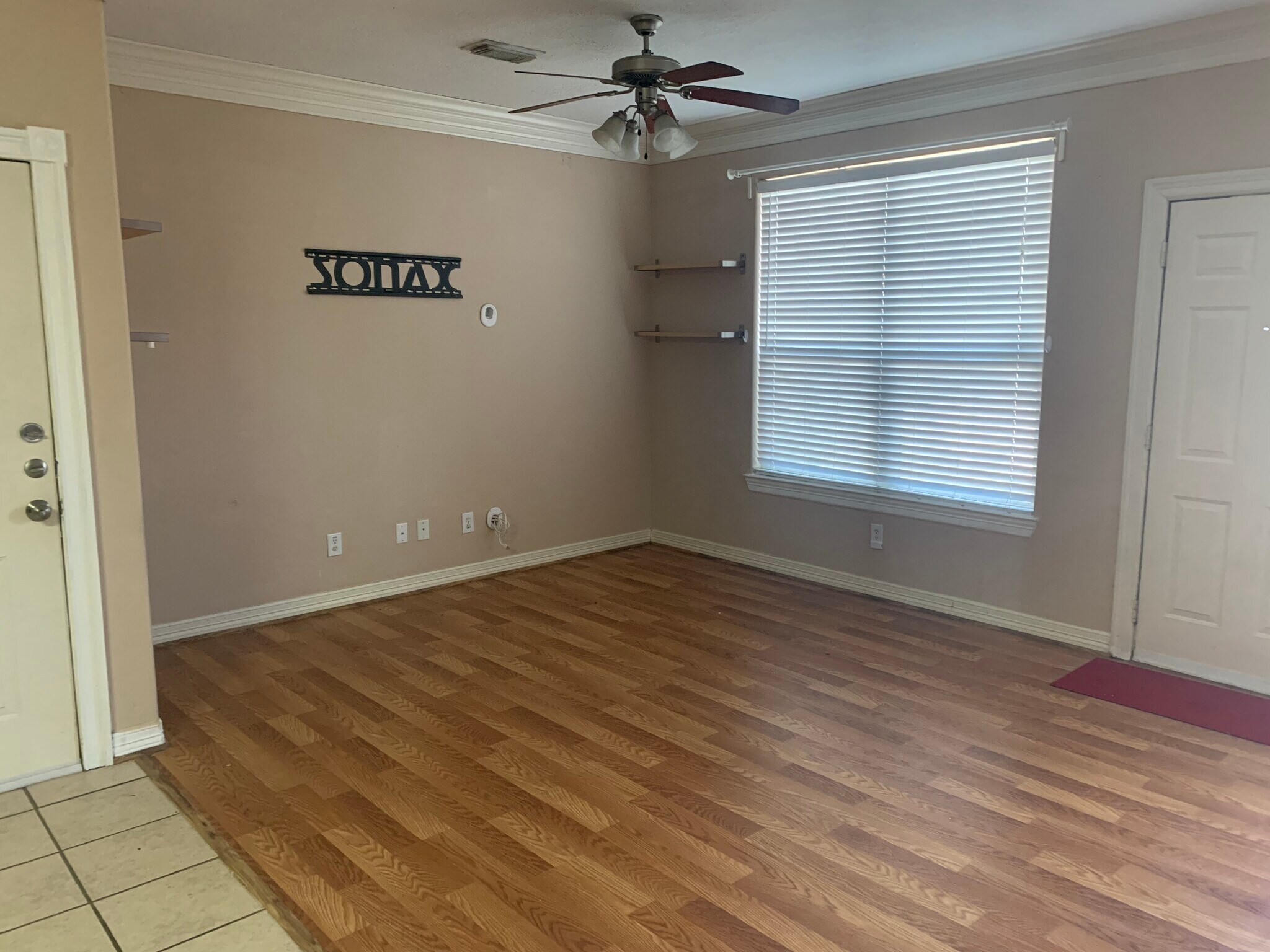 Building Photo - 10330 Panther Point Dr