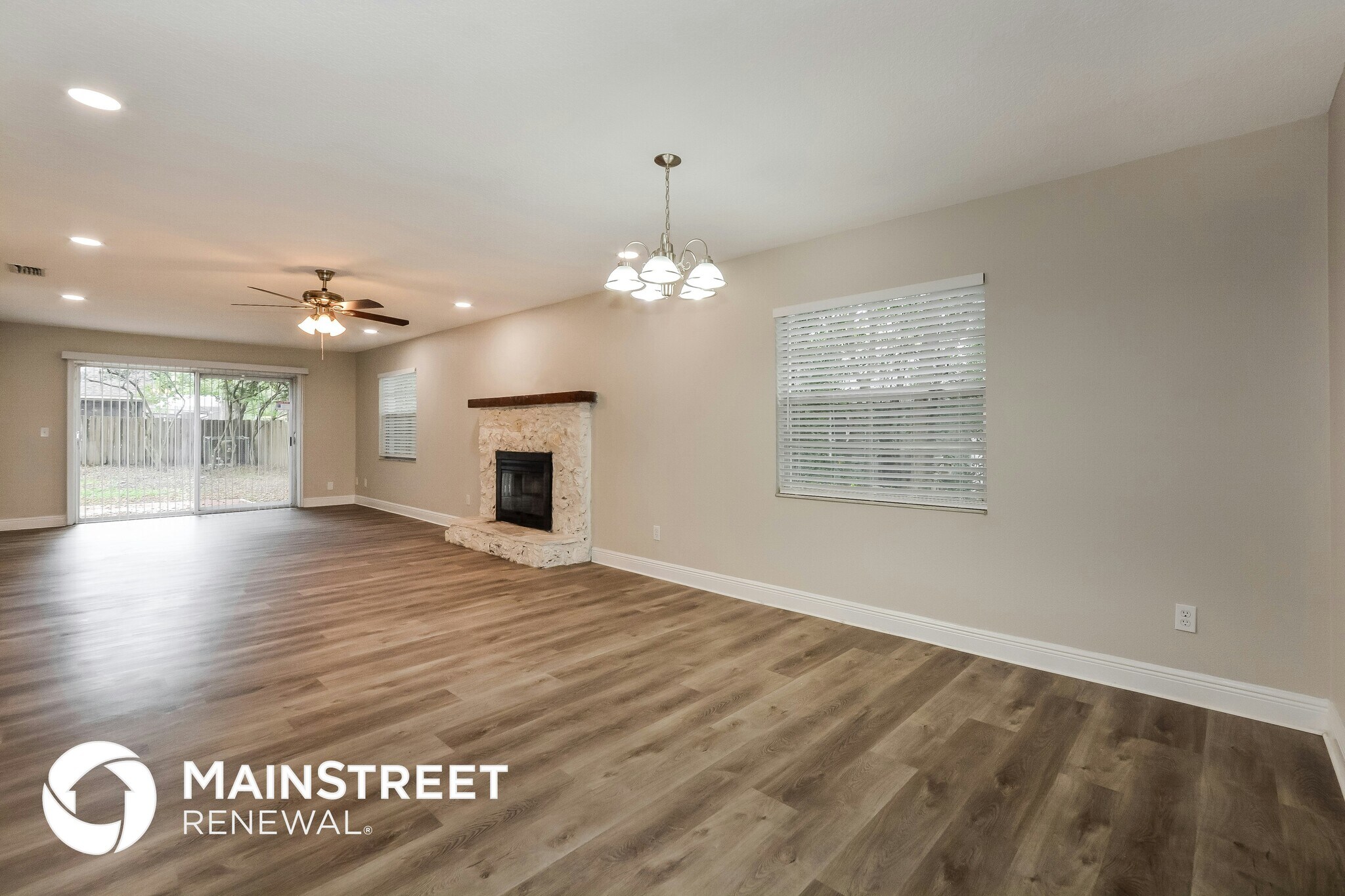 Building Photo - 25501 Troon Ave