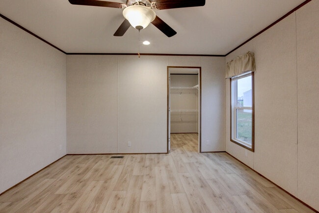 Building Photo - 295 Seays Rd