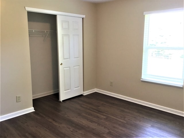 Building Photo - 8036 Chesterhill Way