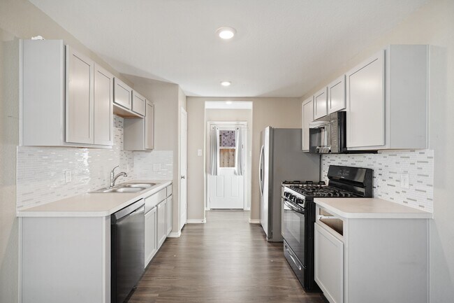 Building Photo - 7823 Winward Rdg Wy