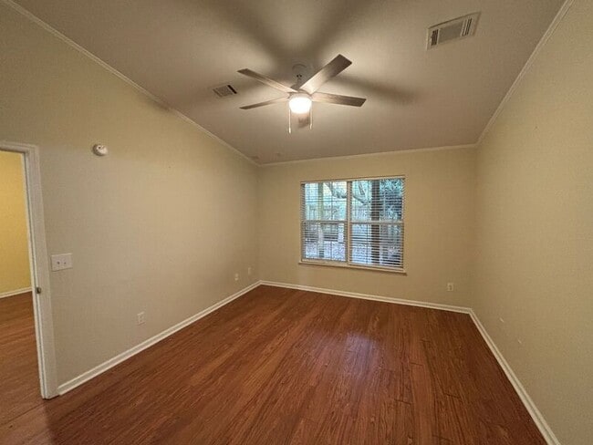 Building Photo - 1557 Blaze Ln